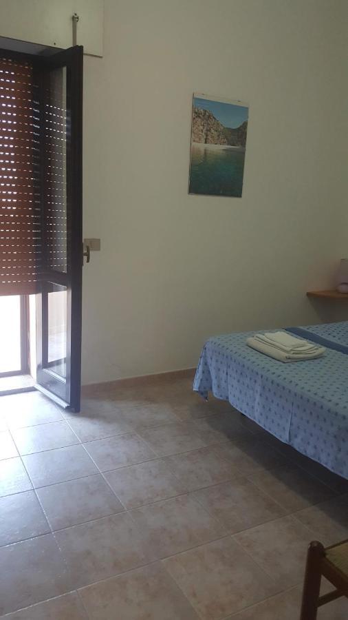 Casa Vacanza Costa Rossa Vista Mare Trinità dʼAgultu Extérieur photo
