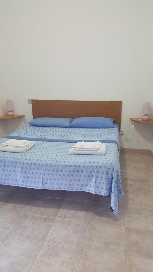 Casa Vacanza Costa Rossa Vista Mare Trinità dʼAgultu Extérieur photo