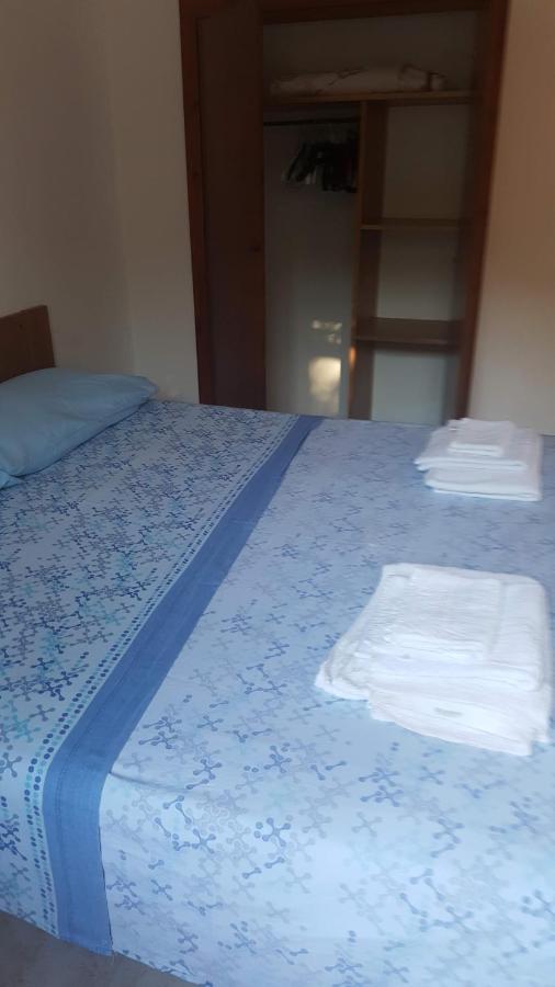Casa Vacanza Costa Rossa Vista Mare Trinità dʼAgultu Extérieur photo